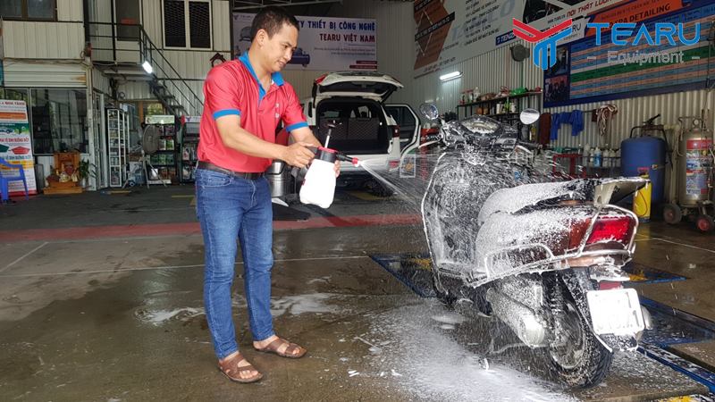 Rửa xe sạch sau thời gian dài không dùng