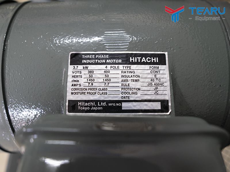 Máy xịt hơi rửa xe Hitachi