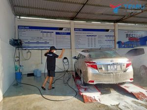 Dịch vụ rửa xe hốt bạc dịp cuối năm