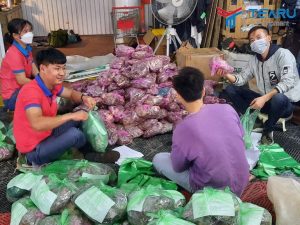 TEARU cùng Bửu Lâm Tự phát miễn phí 4000 thang thuốc nam xông dành tặng bà con bị F0