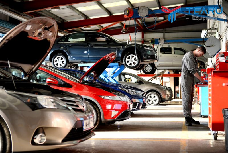 Sửa chữa ô tô là một trong những ngành "hot" hiện nay