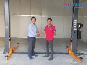 Lắp đặt cầu nâng ô tô 2 trụ cho anh Sỹ ở Quế Võ, Bắc Ninh