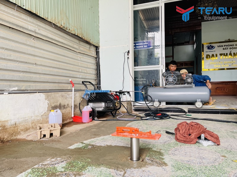 Lắp tiệm rửa xe làm lốp cho anh Thiên ở Kon Tum