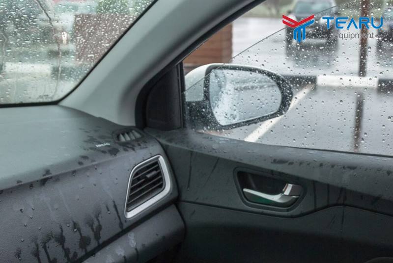 Cách giảm nồm ẩm bên trong xe ô tô hiệu quả