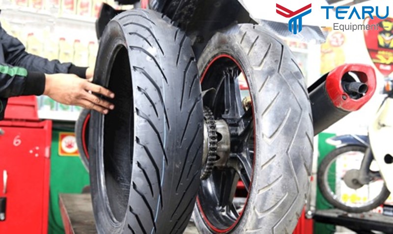 Bảo dưỡng lốp xe máy thường xuyên để duy trì độ bền