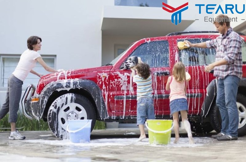 Cần tuân thủ theo quy trình khi rửa xe tại nhà để bảo đảm an toàn
