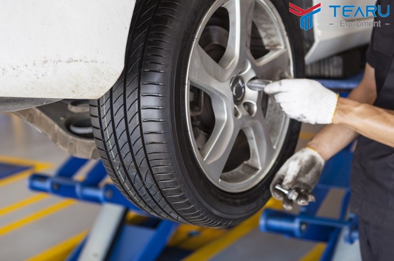 Thông thường trên mỗi loại xe ngoài thông số lốp cơ bản thì các nhà sản xuất còn có thông tin về thông số lốp có thể thay thế.