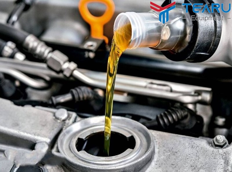 Đổ quá nhiều dầu vào động cơ gây ảnh hưởng tới hiệu suất và độ bền của động cơ
