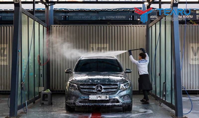 Giá rửa xe ô tô có thể thay đổi tùy thuộc vào nhiều yếu tố