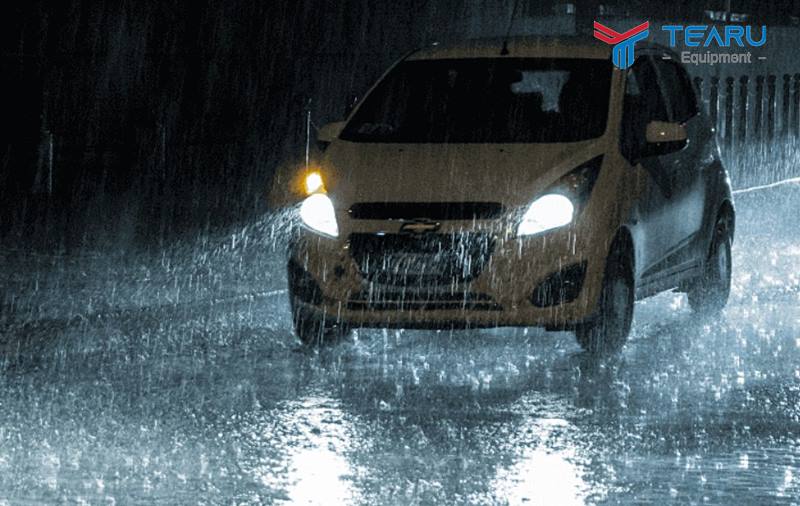 Các tính năng hữu ích cho tài xế vào mùa mưa