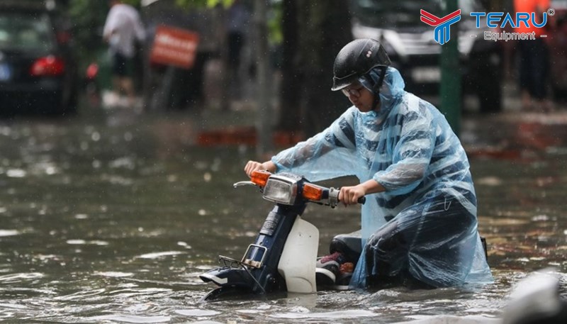 Một số bí kíp bạn nên cân nhắc khi đi qua đoạn đường ngập nước 