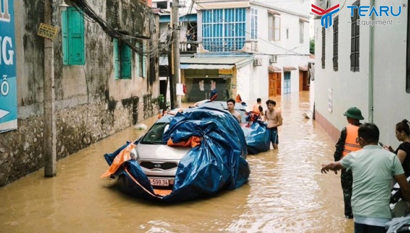 Bọc ô tô trong túi nylon, bọc nhựa 