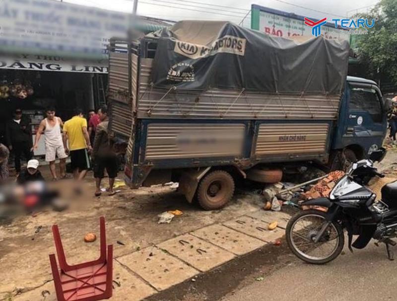 Lốp non cũng là nguy cơ gây tai nạn cho tài xế