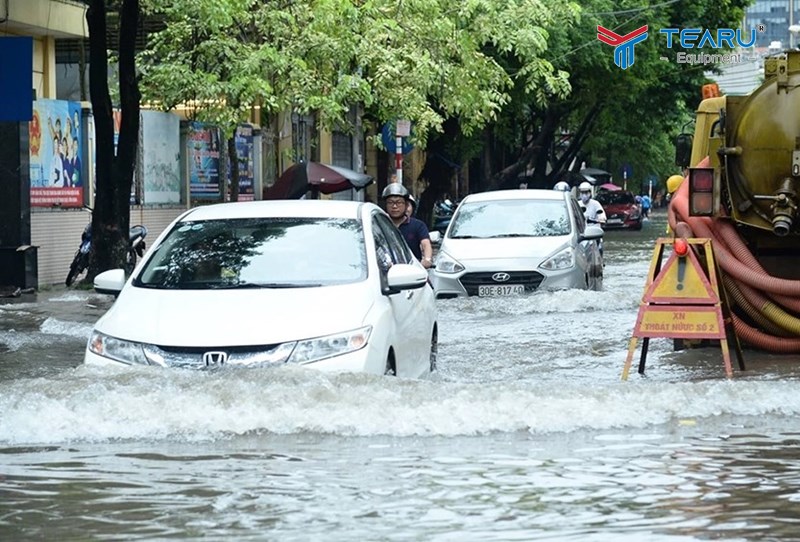 Nên tránh các khu vực ngập nước 