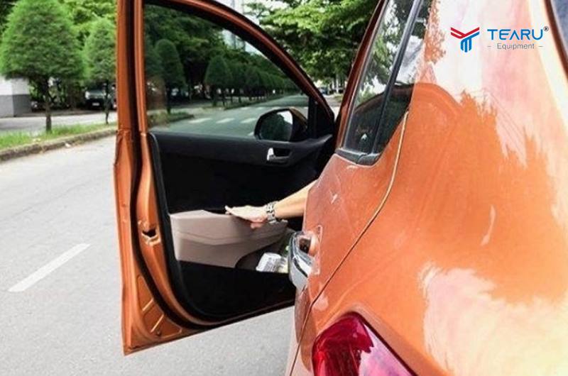 Làm khô cửa sổ theo hai hướng 