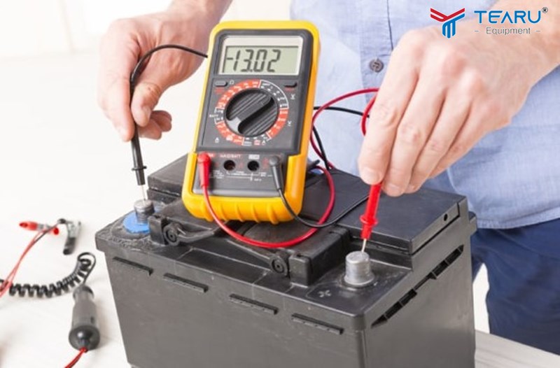 Trong quá trình sử dụng ô tô, đã có không ít chủ xe chọn bình ắc – quy mới có dung lượng lớn hơn ắc-quy nguyên bản