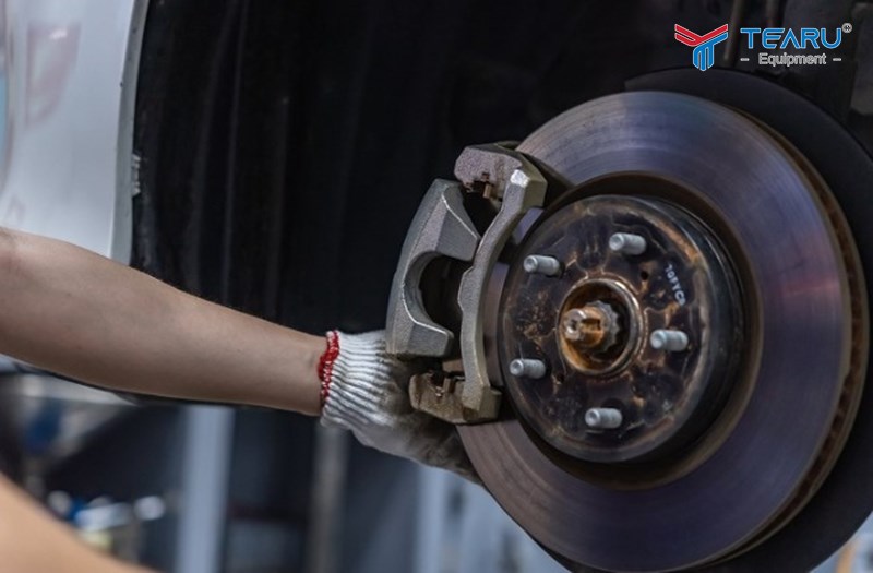 Cần xử lý khi má phanh có tình trạng bị mòn 