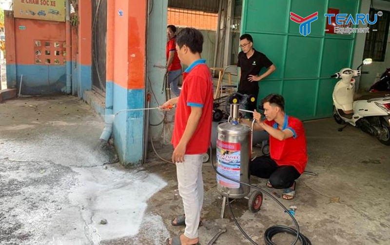 Vẫn nên ưu tiên chọn bình có chất liệu inox 304 không gỉ 