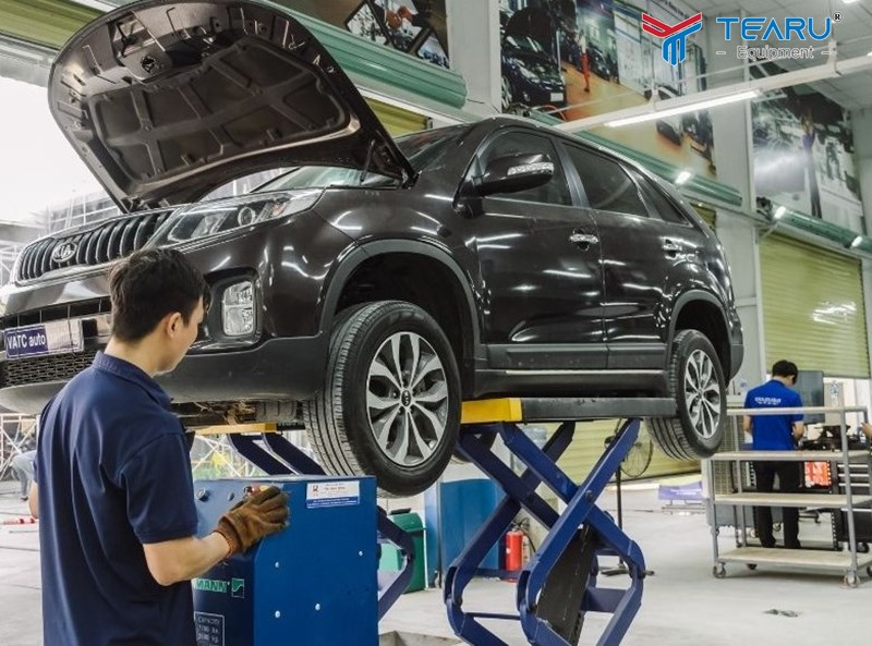 Tuỳ vào nhu cầu sẽ chọn cầu nâng bụng ô tô 
