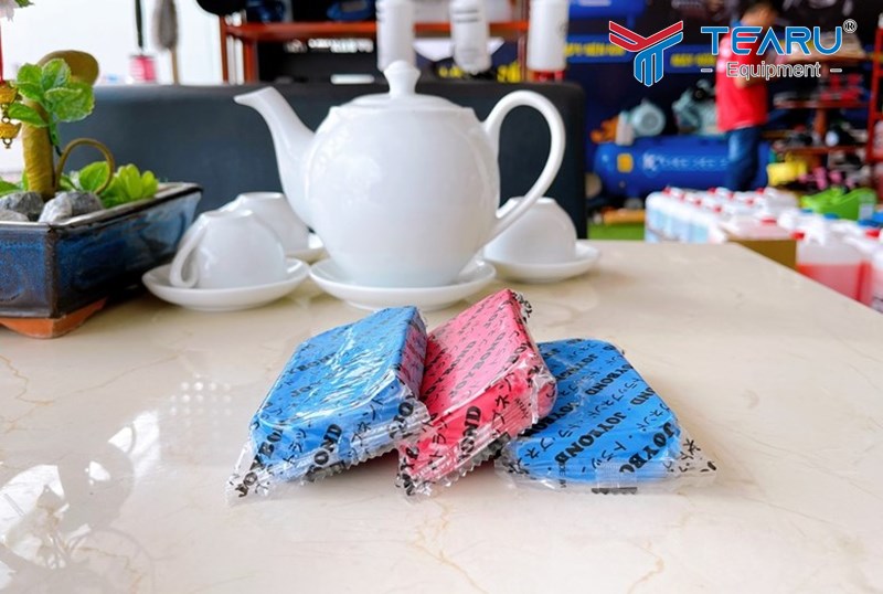Công ty Tearu Việt Nam là đơn vị cung cấp đất sét tẩy bụi sơn chính hãng 