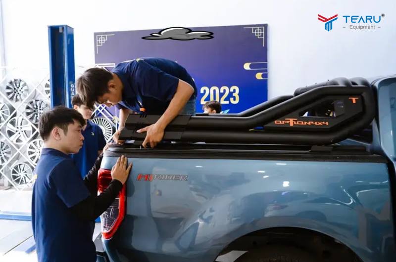 Lắp thêm phụ kiện trang trí không cần thiết