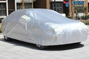 Có nên phủ bạt xe ô tô?