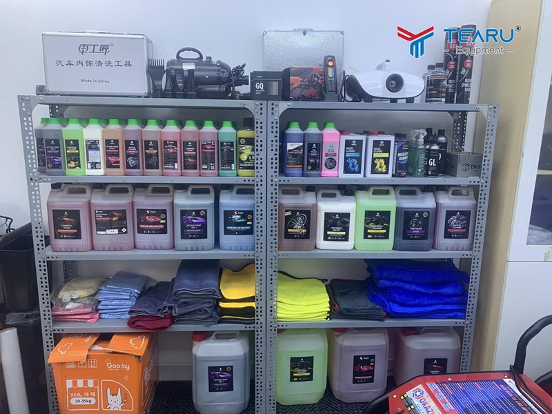 Đến với công ty Tearu Việt Nam để được mua dung dịch tẩy ố sơn trên xe ô tô chính hãng 