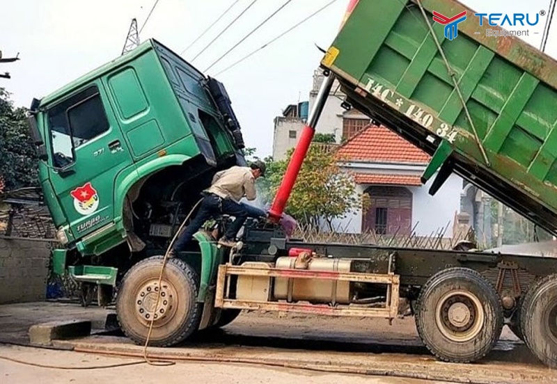 Có nhiều yếu tố ảnh hưởng đến bảng giá rửa xe ô tô tải 