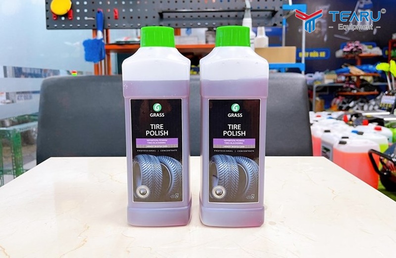 Nên chọn dung dịch quét bóng lốp Tire Polish của Grass 