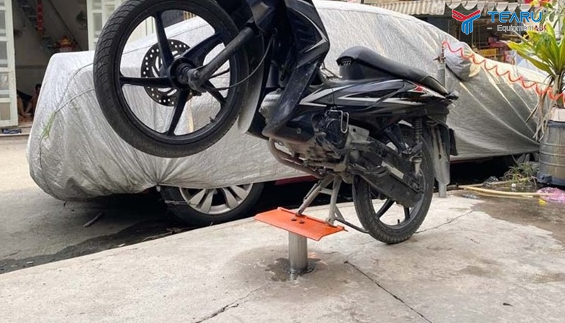Kích thước bàn nâng xe máy tiêu chuẩn là bao nhiêu?