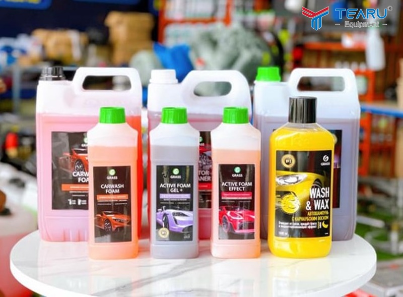 Sử dụng dung dịch rửa xe chuyên dụng để bảo đảm an toàn 