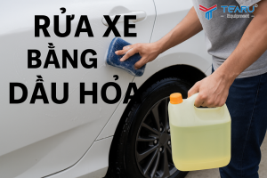 Có nên rửa xe bằng dầu hoả không?