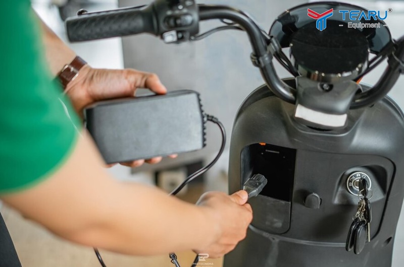 Pin nóng nhanh khi sạc hoặc khi chạy 