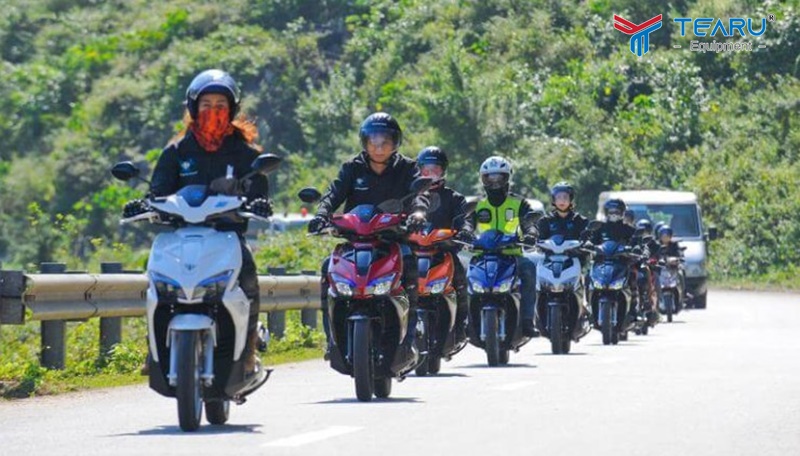 Đổ Đèo Bằng Xe Ga: 5 Sai lầm dẫn tới mất phanh, mất lái! 6 Giữ khoảng cách an toàn với xe phía trước