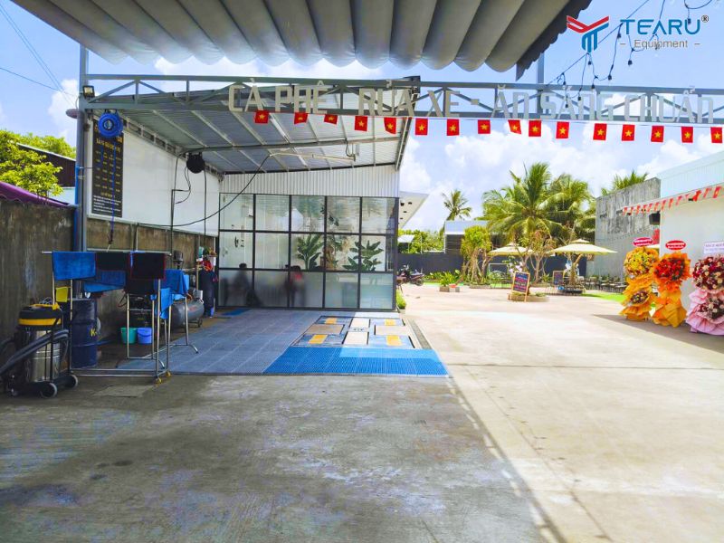 Mô hình 2 in 1 cafe & rửa xe cực "chất"