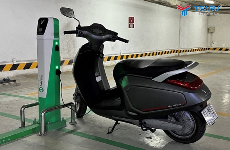 Sạc xe máy điện tại nhà thế nào cho an toàn? 3 Tránh tình trạng sắp hết pin mới sạc