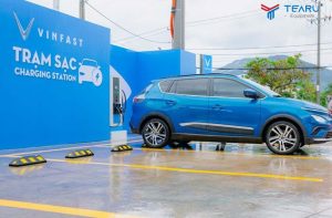 Mô hình trạm sạc xe điện kết hợp rửa xe - Giải pháp xanh cho tương lai