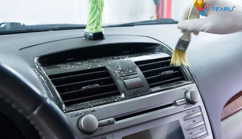 Chú ý các bước vệ sinh taplo 