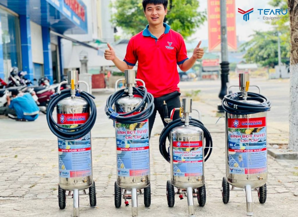 Mua Bình Rửa Xe Bọt Tuyết Ở Đâu Đà Nẵng Uy Tín, Chất Lượng Nhất Hiện Nay? 4 Tearu là địa chỉ mà các anh em rửa xe và gara xe tin tưởng