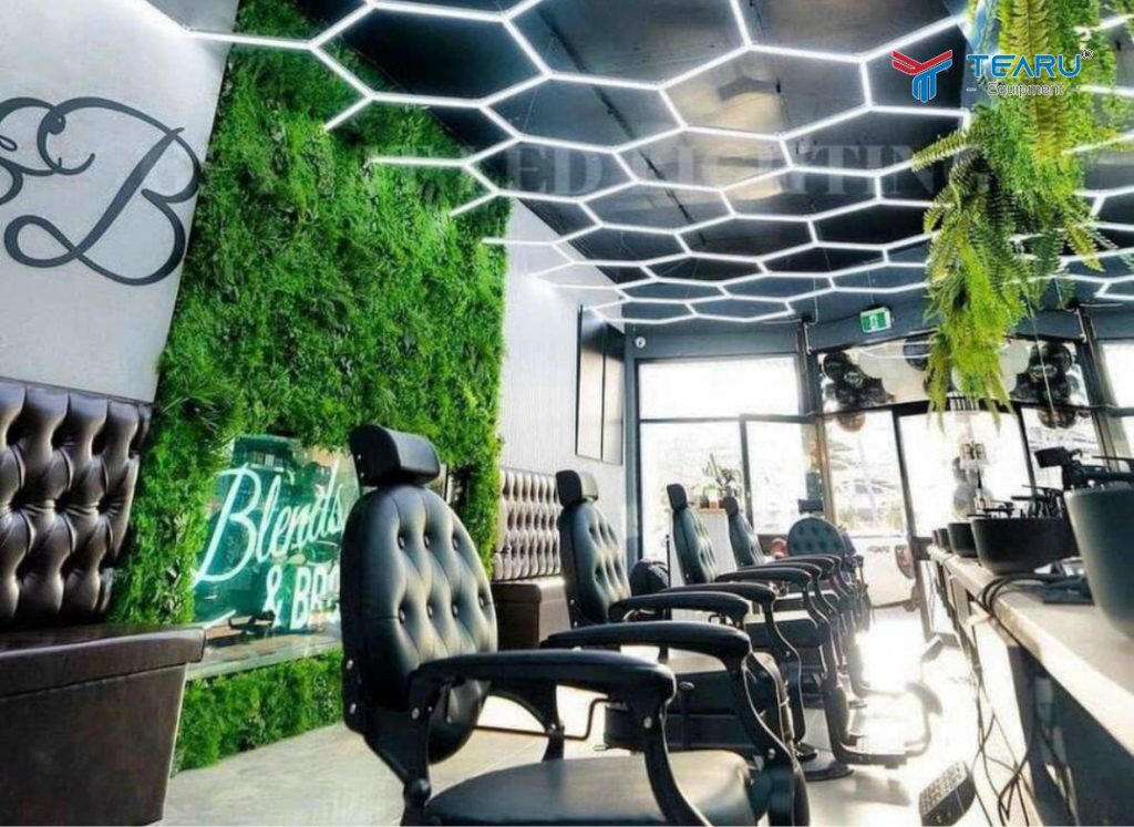 Top Địa Chỉ Bán Đèn Tổ Ong Uy Tín Tại TP Hồ Chí Minh 2 Ứng dụng đèn tôt ong cho Salon tóc