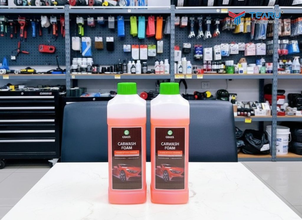 Dung dịch rửa xe bọt tuyết cao cấp Carwash Foam 1 lít