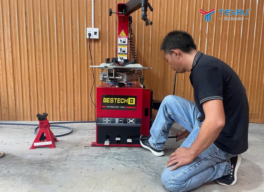 Bí Quyết Mở Tiệm Làm Lốp Ô Tô Đông Khách, Nhanh Thu Hồi Vốn 1 Bí Quyết Mở Tiệm Làm Lốp Ô Tô Đông Khách, Nhanh Thu Hồi Vốn