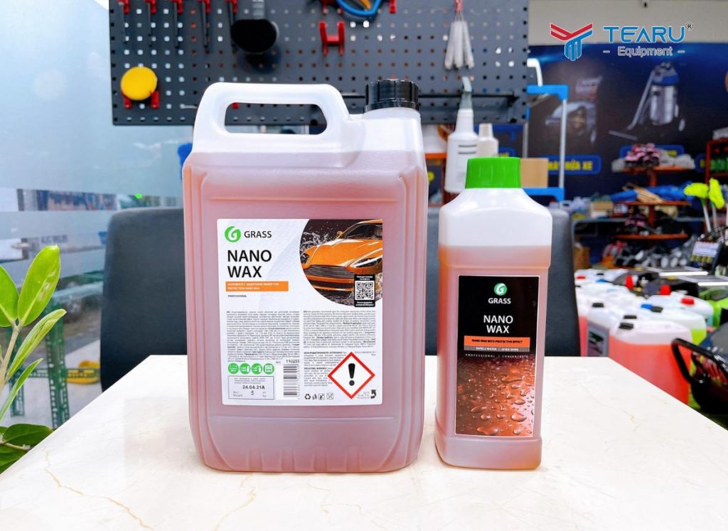 Top 5 Dung Dịch Không Thể Thiếu Khi Rửa Xe Tại Nhà Ai Cũng Nên Có 6 Dung dịch làm bóng và bảo vệ sơn xe Nano Wax Grass