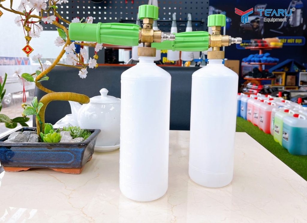 Công ty Tearu Đà Nẵng chuyên cung cấp Bình Bọt Tuyết Gắn Máy Rửa Xe Mini và các thiết bị rửa xe