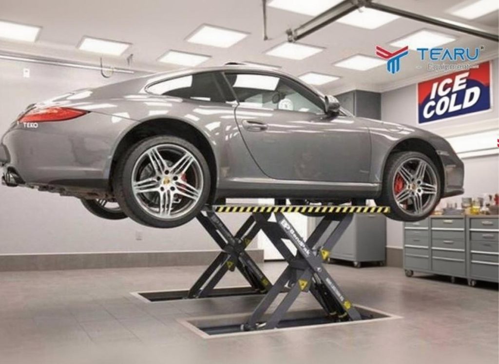 Cầu nâng cắt kéo giúp tối ưu diện tích cho gara