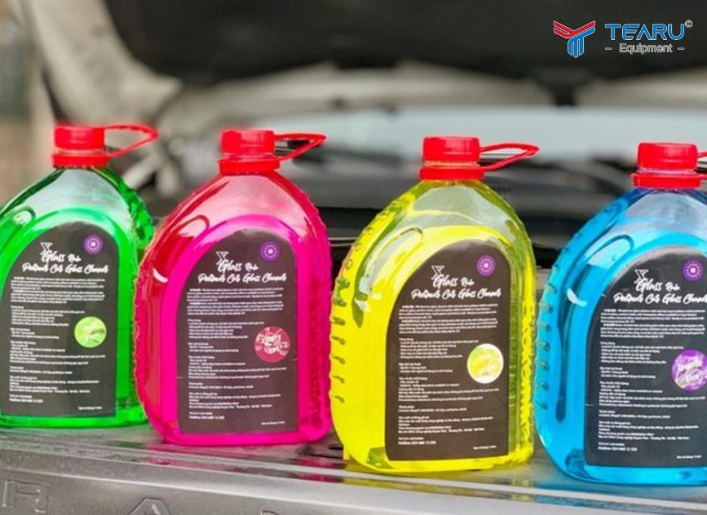 Cách Tự Kiểm Tra Và Châm Nước Rửa Kính Ô Tô Tại Nhà Đúng Chuẩn Gara 5 Tearu cung cấp đa dạng các loại thiết bị rửa xe và dung dịch rửa kính, rửa xe chuyên dụng