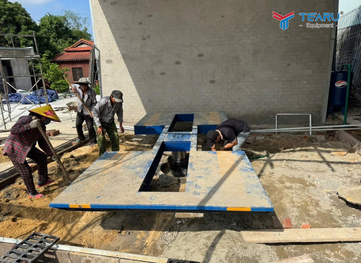 Hướng Dẫn Kỹ Thuật Đào Hố Móng Cầu Nâng 1 Trụ Chi Tiết Từ A–Z