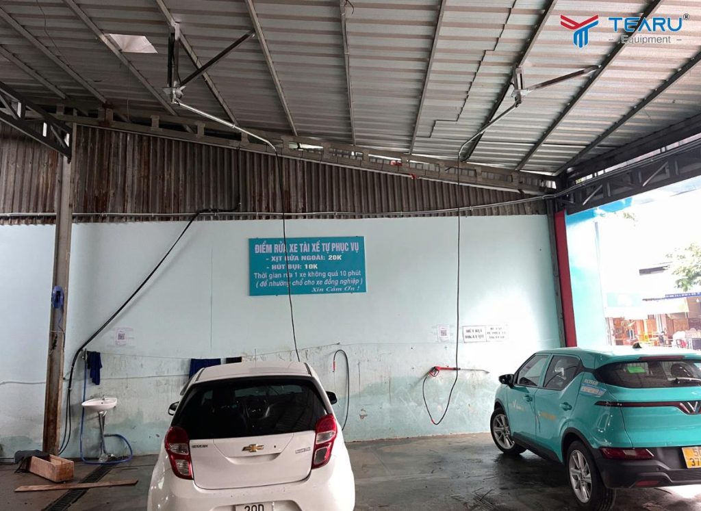 Có Nên Mở Dịch Vụ Rửa Xe Tự Phục Vụ? Phân Tích Chi Phí & Lợi Nhuận 2 Dịch vụ rửa xe tự phục vụ 24/7