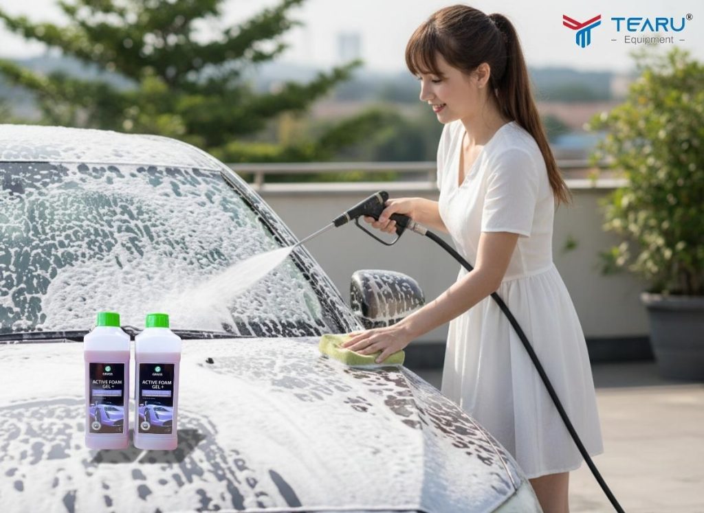 Cách Pha Dung Dịch Rửa Xe Không Chạm Với Bình Phun Bọt Tuyết Inox Chuẩn Nhất 3 Dung dịch rửa xe không chạm Grass Active Foam Gel+ được nhiều tiệm rửa xe tin dùng nhờ đánh bay nhanh bùn đất, vết bẩn, làm sạch nhanh