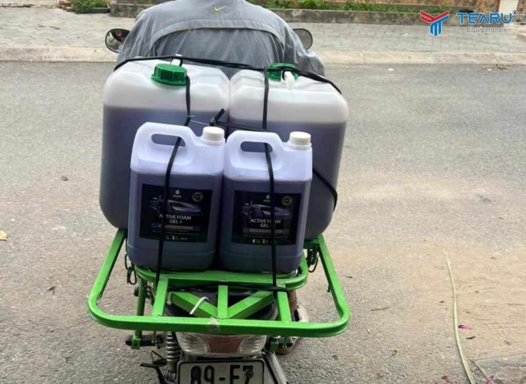 Báo Giá Dung Dịch Rửa Xe Không Chạm Chính Hãng, Giá Tốt Cho Tiệm Rửa Xe 1 Báo Giá Dung Dịch Rửa Xe Không Chạm Chính Hãng, Giá Tốt Cho Tiệm Rửa Xe